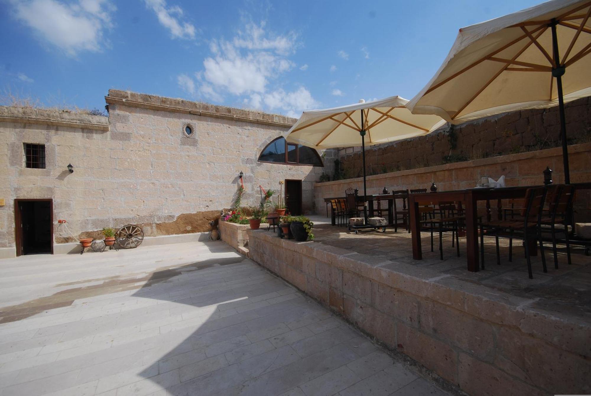 Karamanli Konagi Hotel Guzelyurt Exterior photo